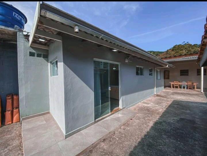 Kitnet Encontro Das Praias Ubatuba Bagian luar foto